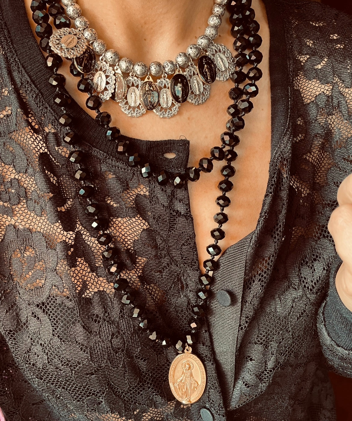 COLLANA NERA LUNGA