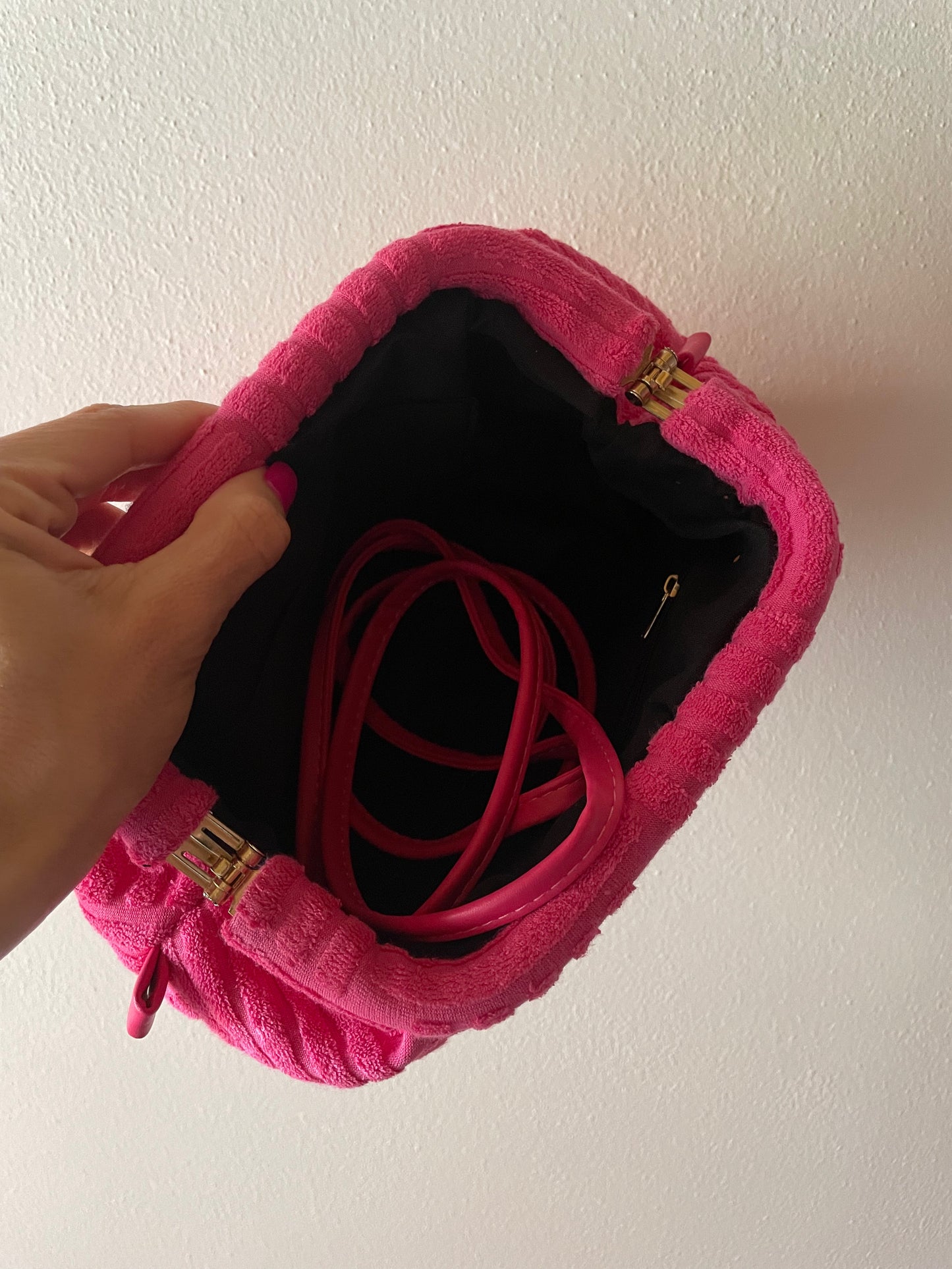 PINK POUCH