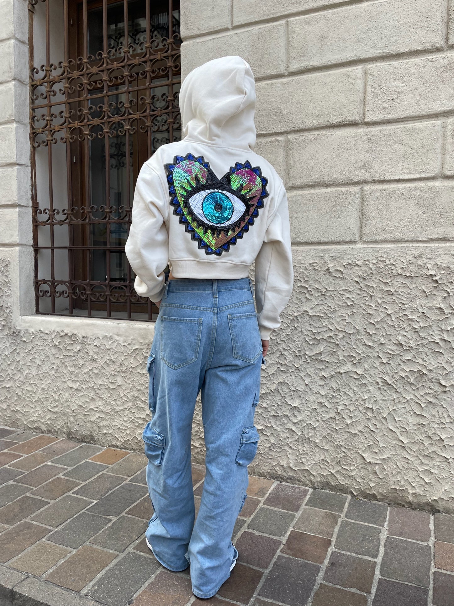 MY EYE CROP HOODIE