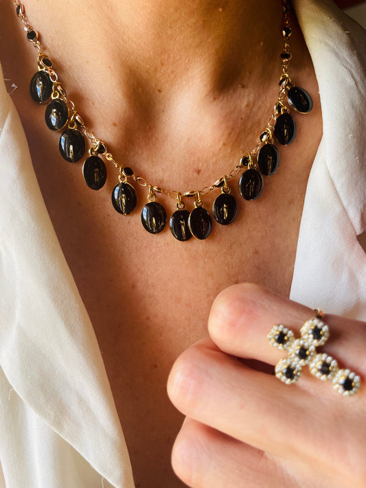 COLLANA CON MADONNINE NERE