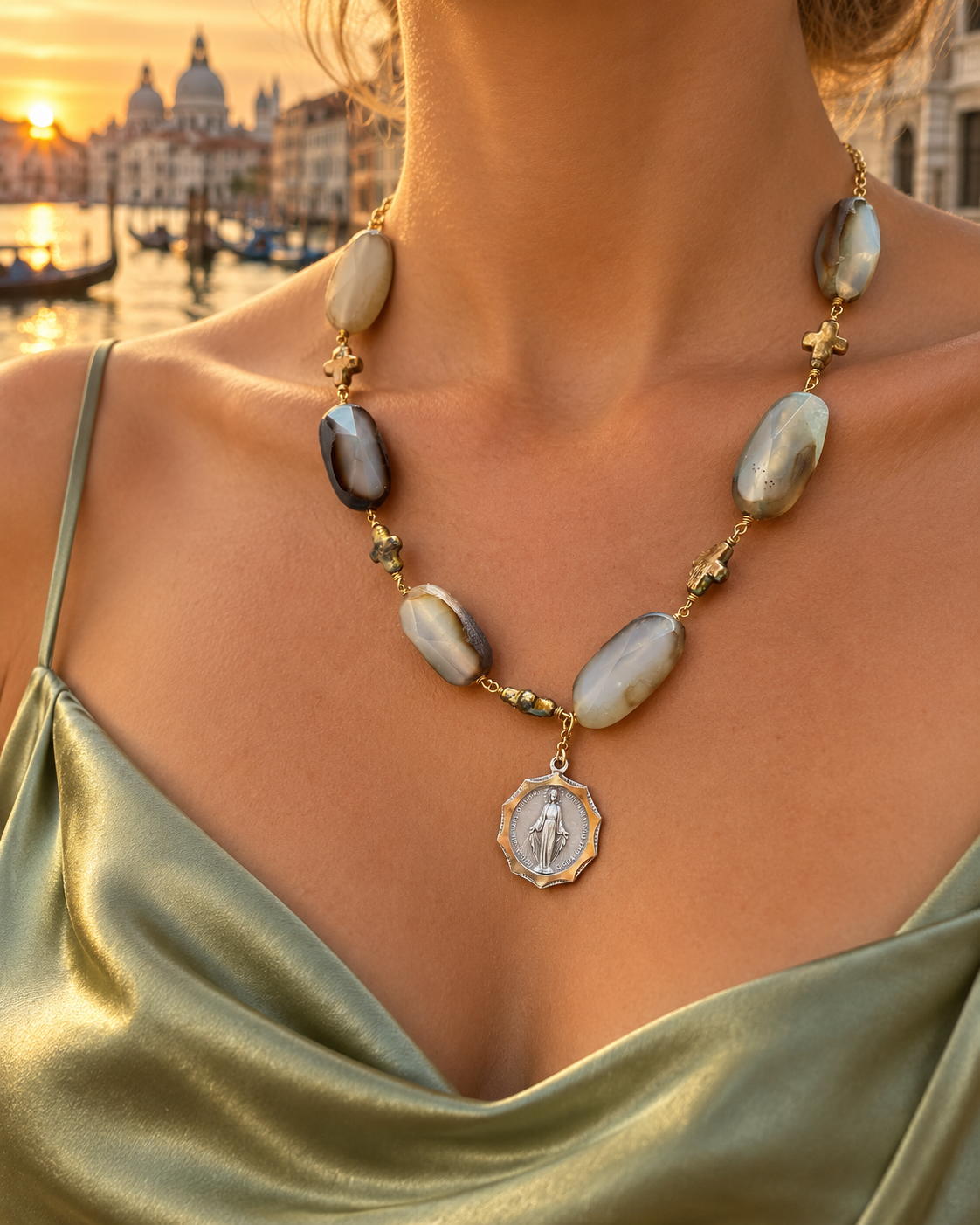 COLLANA LAGUNA ANTICA pezzo unico