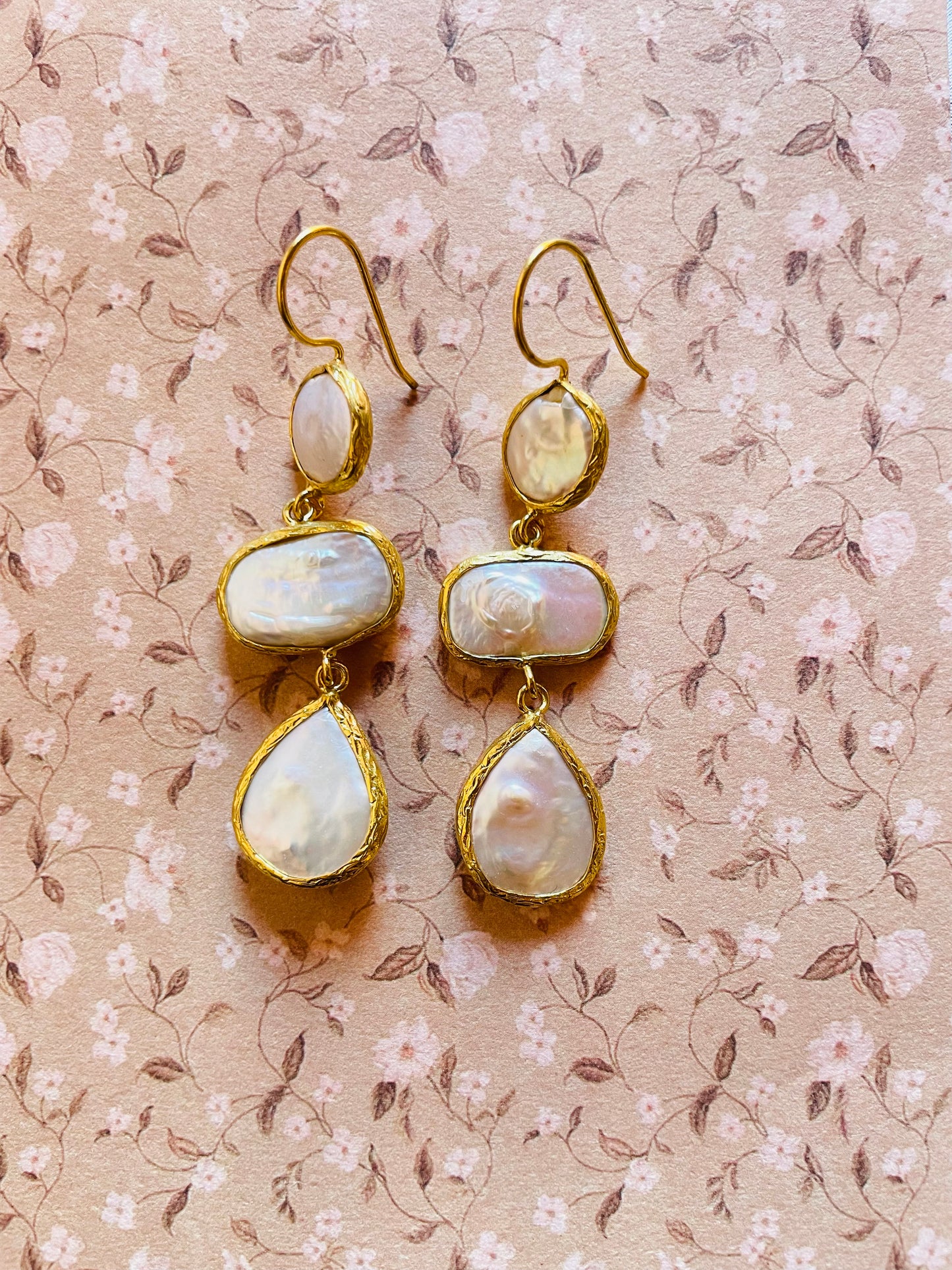 ORECCHINI IN MADREPERLA