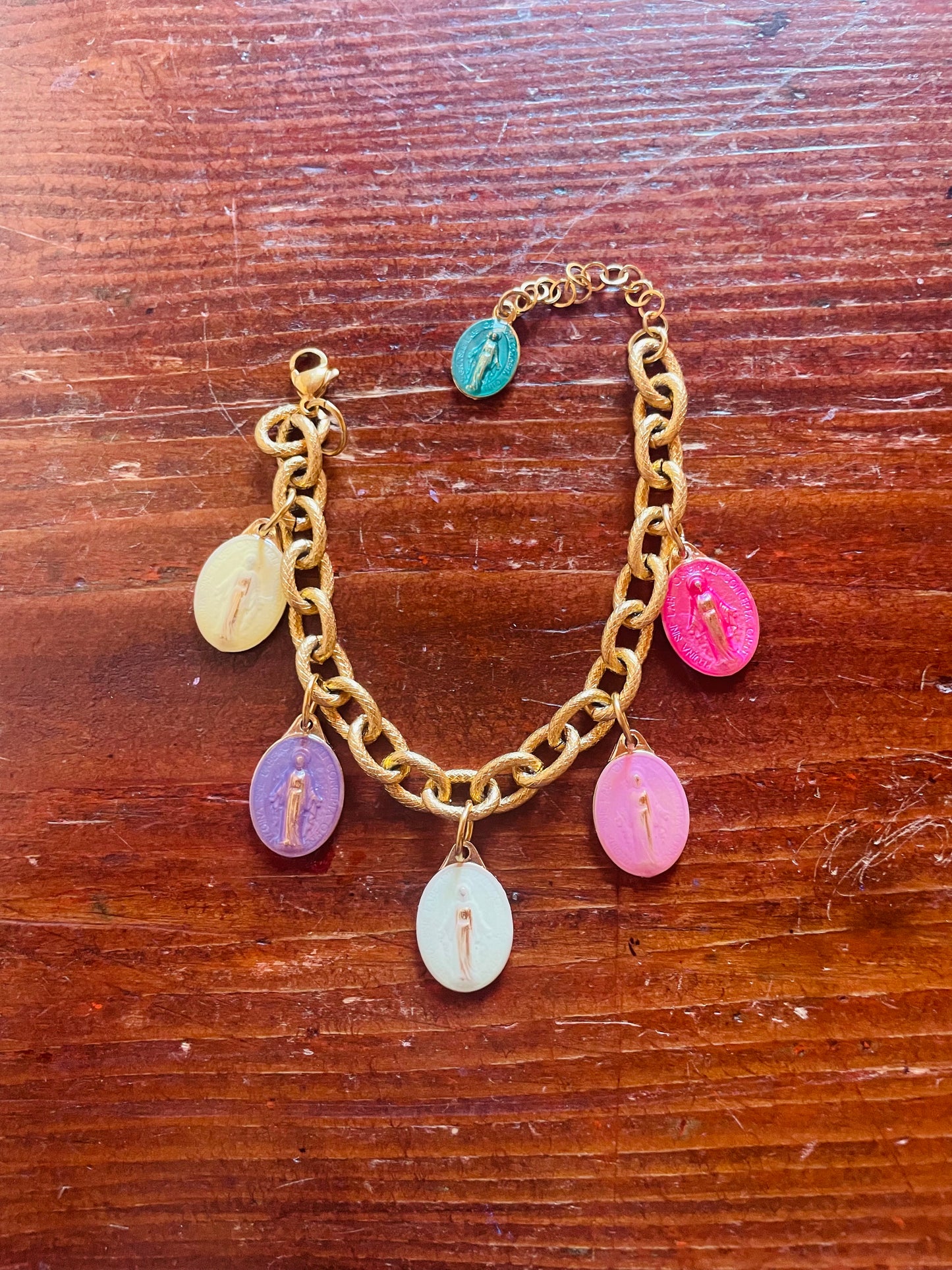 BRACCIALE LUMINOSO CON MADONNINE
