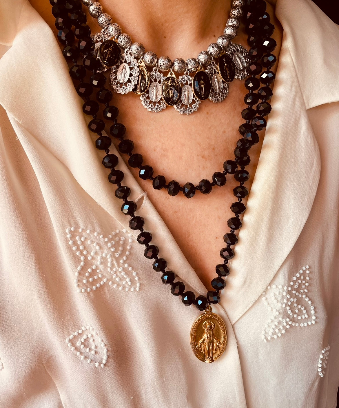 COLLANA NERA LUNGA