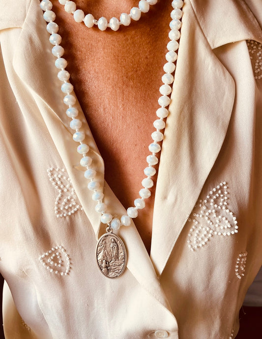 COLLANA BIANCA LUNGA