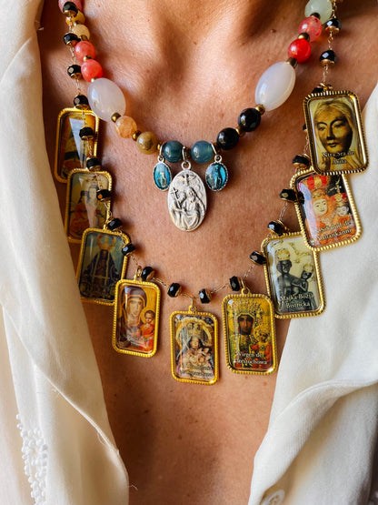 COLLANA TUTTE SANTE