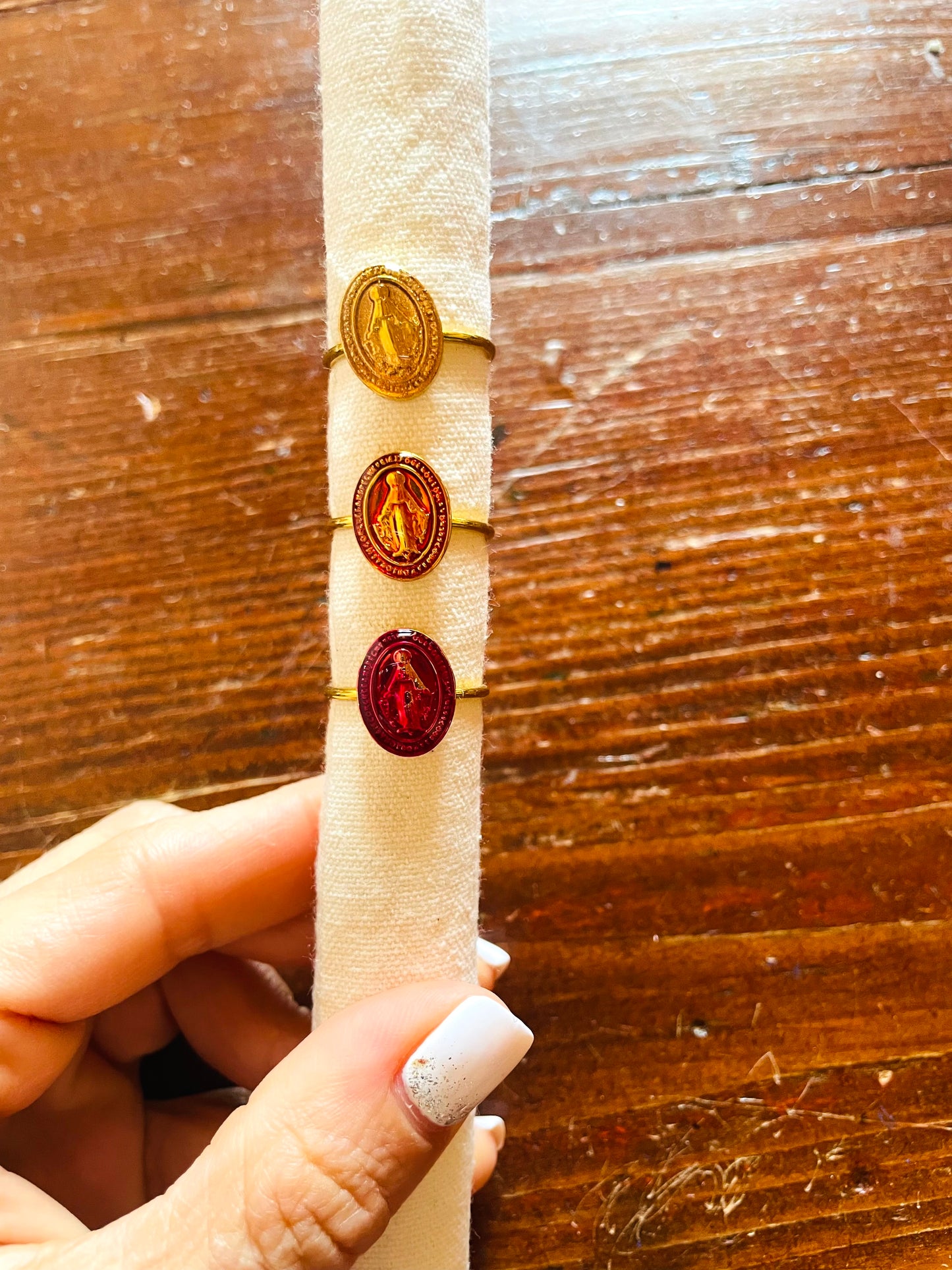 ANELLO MADONNA dorato